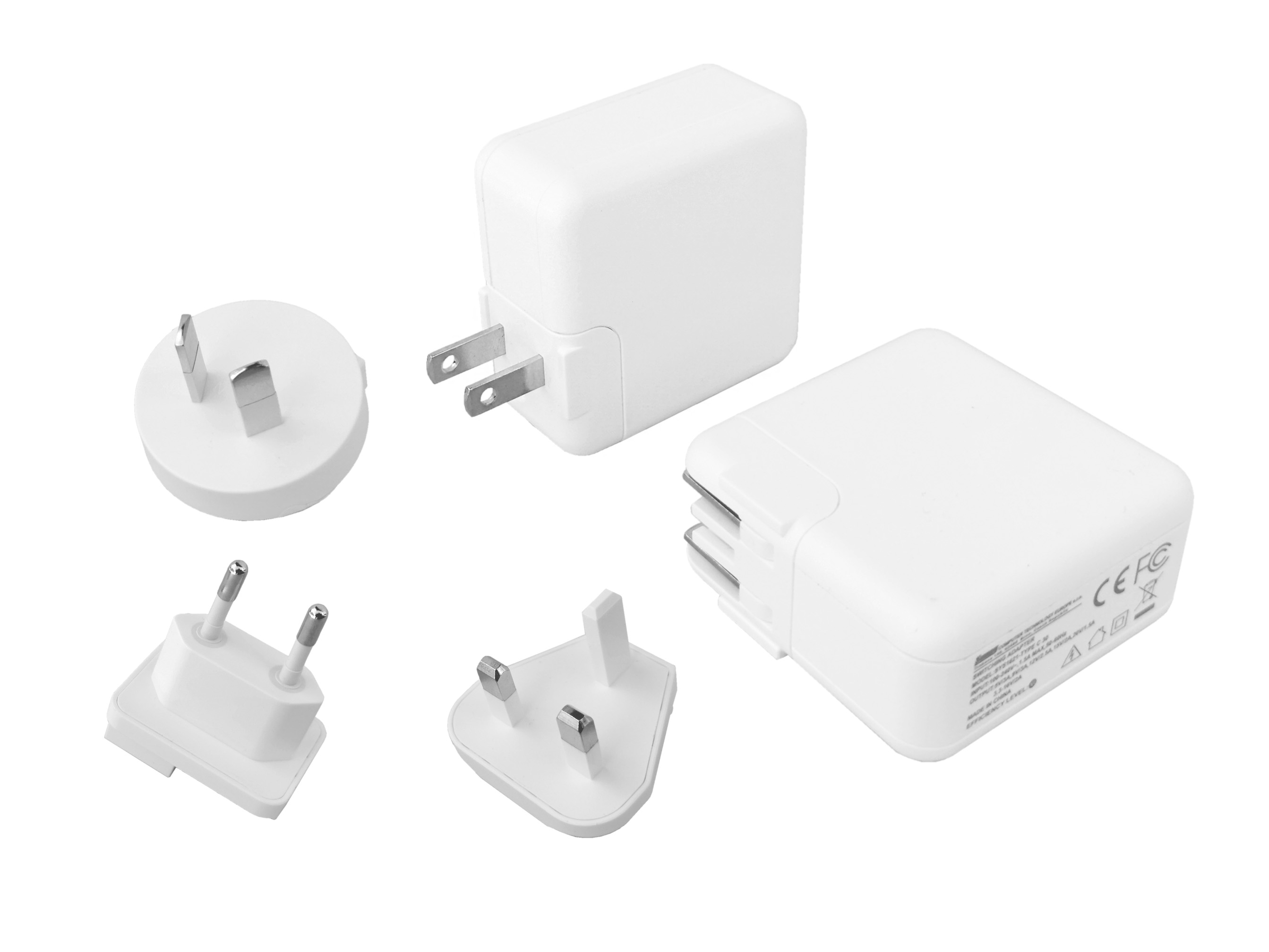 SYS1621 – Ein Ladegerät für alle Geräte & Regionen